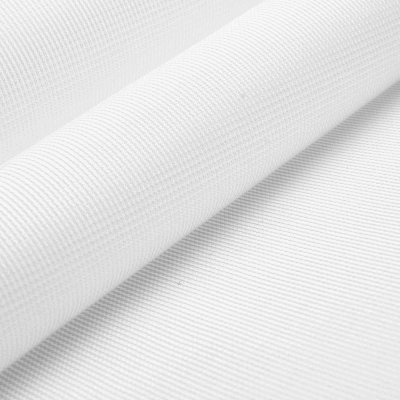 Fahnenpolyester (B1)